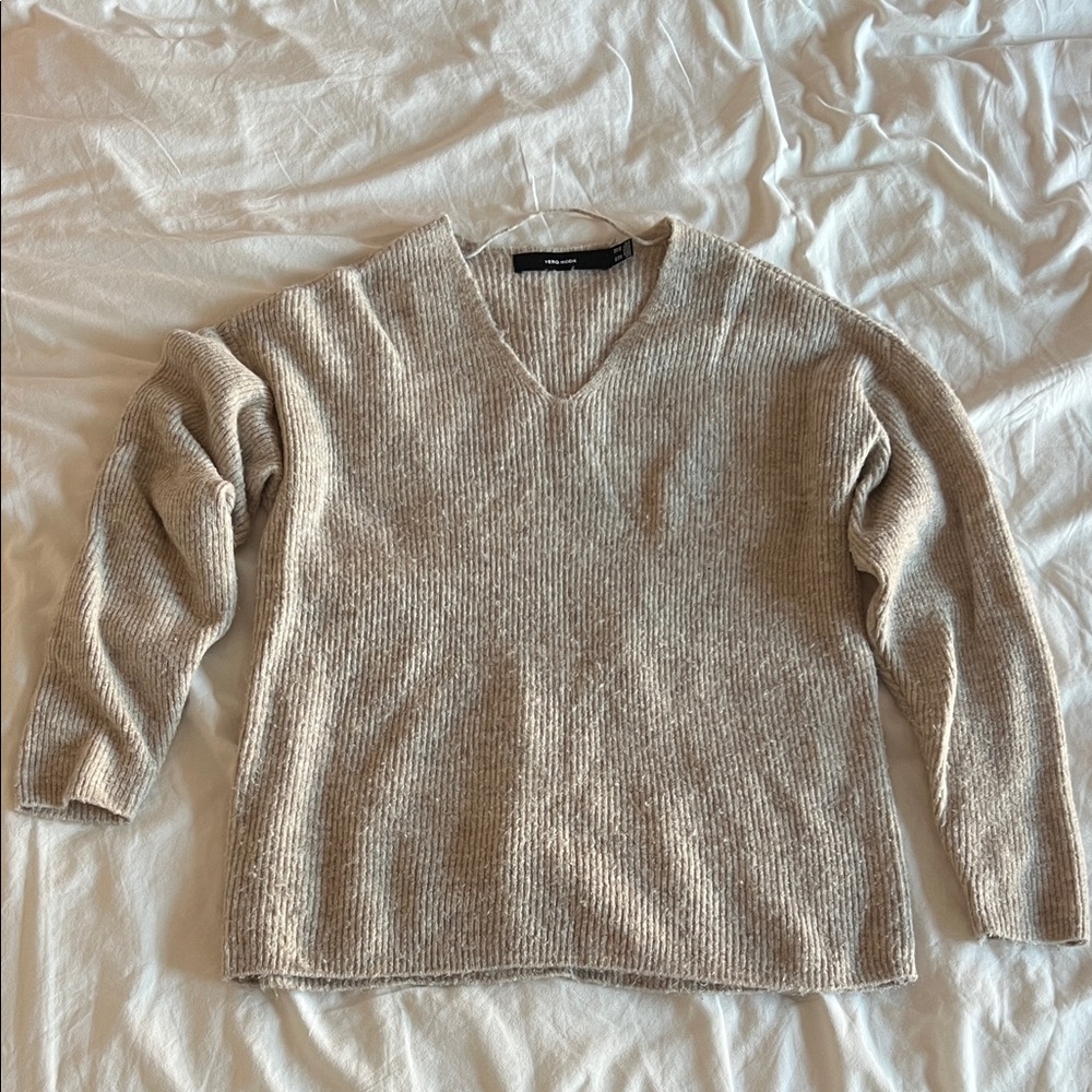 Vero Moda Beige V-Neck Sweater